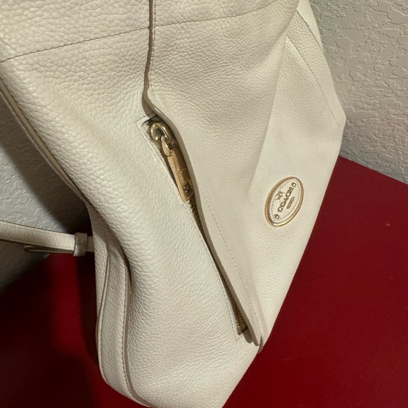 Coach Handbag - Picture 5 of 9